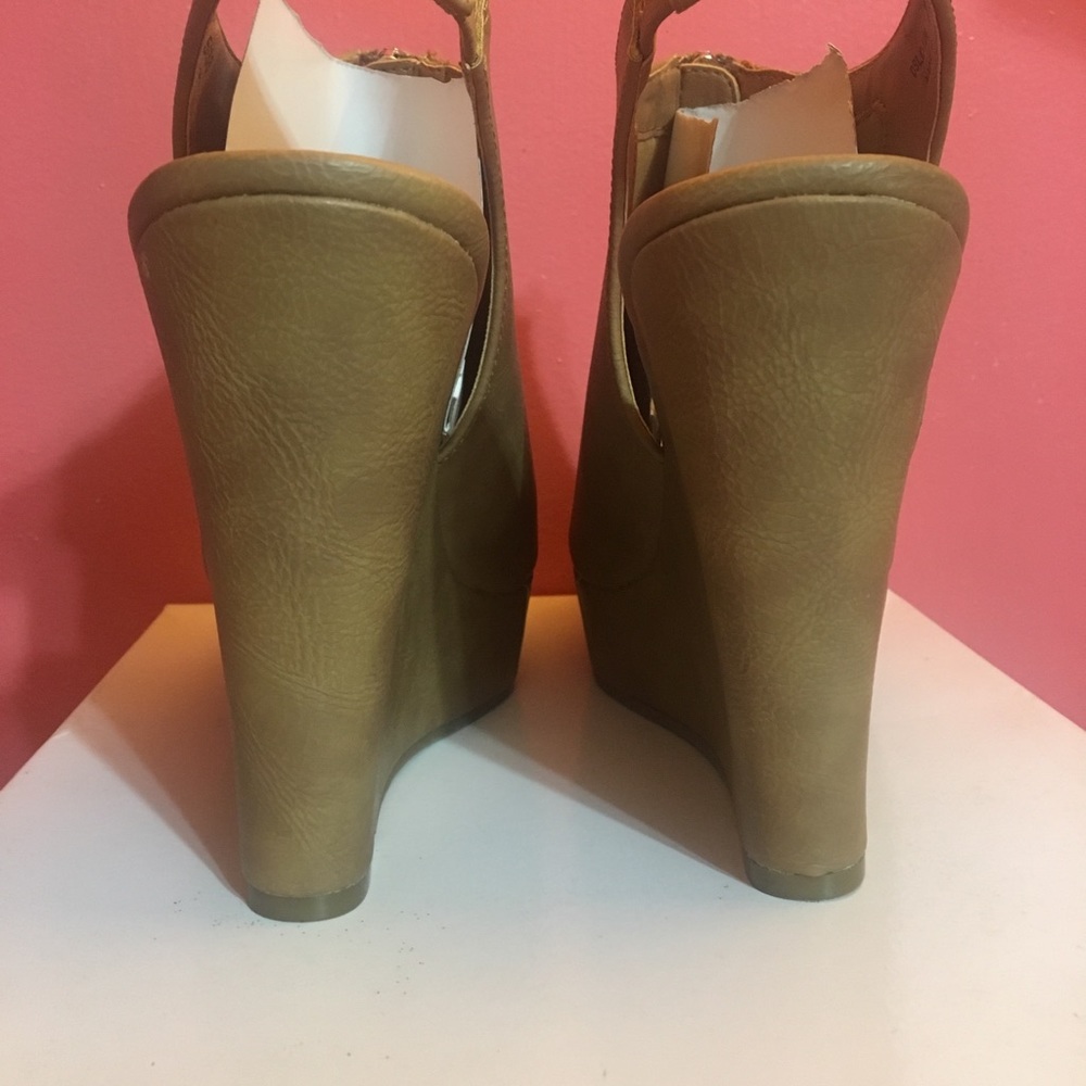 Wedges - Picture 4 of 5
